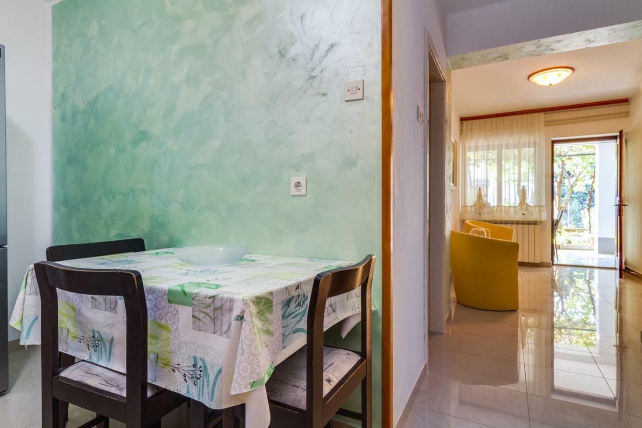 Apartments Perka Near Beach Pula Exterior foto